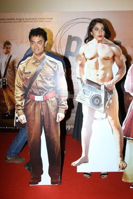 Aamir Khan, Anushka Sharma, Rajkumar Hirani, Vidhu Vinod Chopra at trailer launch of film 'PK'