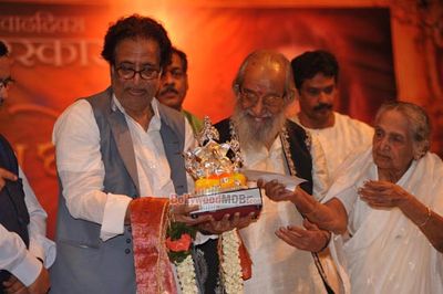 Hridaynath Mangeshkar celebrates his 77th birthday