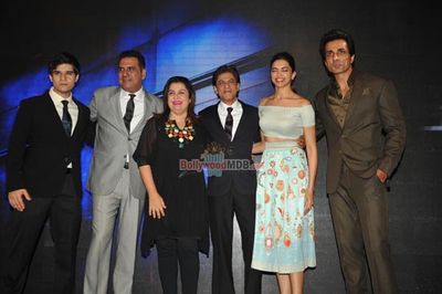 'Happy New Year' team launches song Sharabi music video