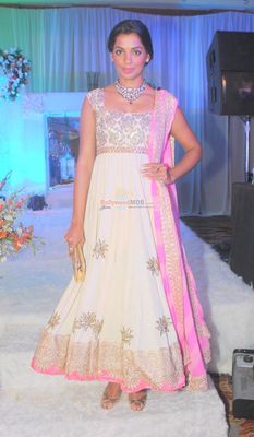 Celebs and Politicians at engagement ceremony of designer Manali Jagtap