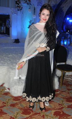 Celebs and Politicians at engagement ceremony of designer Manali Jagtap