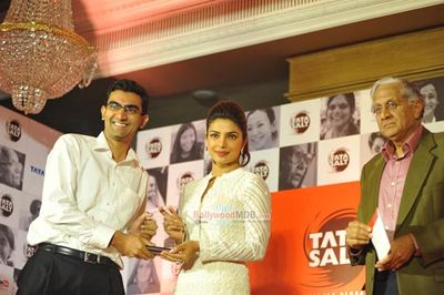 Priyanka Chopra promotes 'Mary Kom' with Tata salt campaign