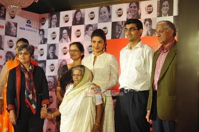 Priyanka Chopra promotes 'Mary Kom' with Tata salt campaign