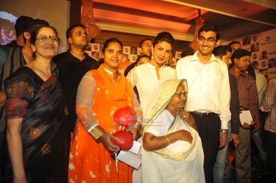 Priyanka Chopra promotes 'Mary Kom' with Tata salt campaign
