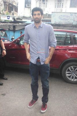 Aditya Roy Kapur and Parineeti Chopra during the Flag off the Daawat-E-Ishq food yatra