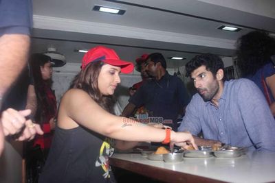 Aditya Roy Kapur and Parineeti Chopra during the Flag off the Daawat-E-Ishq food yatra
