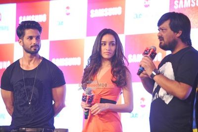 Shahid Kapoor, Shraddha Kapoor and Sajid Wajid at the launch of Club Samsung