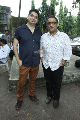 Sejal Sharma, Kunal Ganjawala, Deepansh Garg at promotional song recording of film 'Game Paisa Ladki'