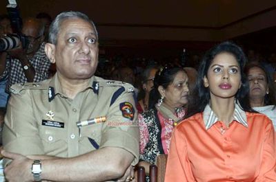 Bollywood stars at the launch of noble initiative Give Way for Ambulance