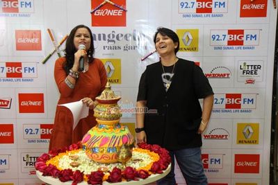 Singer Falguni Pathak speaks on forthcoming Navratri Festival 2014 at Big FM 92.7 Studios