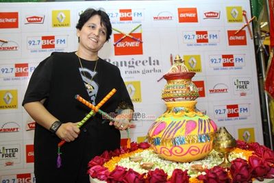 Singer Falguni Pathak speaks on forthcoming Navratri Festival 2014 at Big FM 92.7 Studios