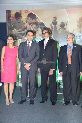 Amitabh Bachchan and Prasoon Joshi launch Dettol Banega Swachh India