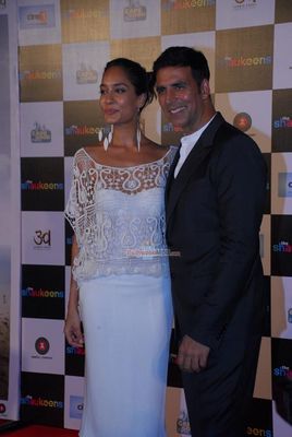 'The Shaukeens' star cast launches the trailer