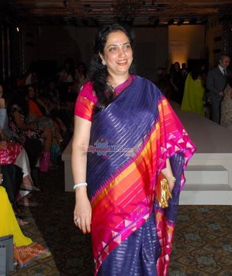 Sonakshi Sinha walks the ramp for Tarun Tahiliani