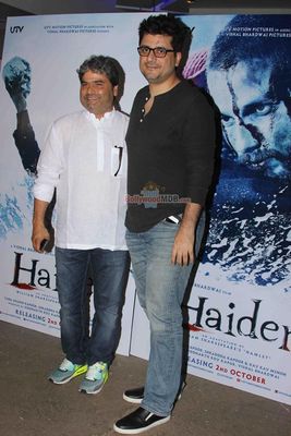 Bollywood ladies attend the special screening of film 'Haider'