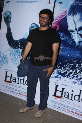Bollywood ladies attend the special screening of film 'Haider'