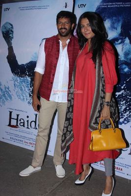 Bollywood ladies attend the special screening of film 'Haider'