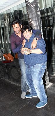 Sunny Leone at surprise birthday bash of Mahi Vij by Jay Bhanushali
