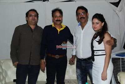 Sunny Leone at surprise birthday bash of Mahi Vij by Jay Bhanushali