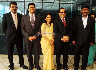 Kajol Devgn with Mother Tanuja Inaugurates Dr Bhupendra Awasthi's Hospital