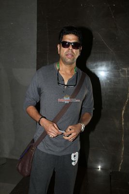 Arshad Warsi, Jackky Bhagnani at the trailer launch of film 'Welcome 2 Karachi'