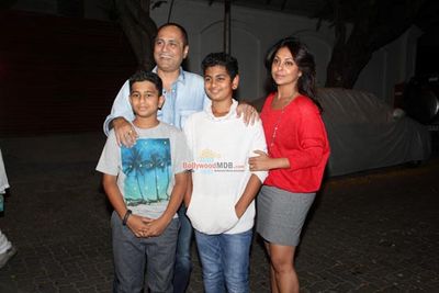 Anil Kapoor Hosted A Party At His Home To Show The Trailer Of 'Dil Dhadakne Do'