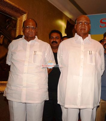 Asha Bhosle and Sharad Pawar's wax statues unveiled at MCA Lounge in Wankhede Stadium