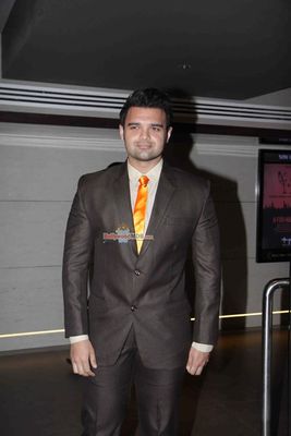 Evelyn Sharma and Mimoh Chakraborty at film 'Ishqedarriyaan' Music Launch
