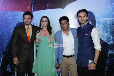 Evelyn Sharma and Mimoh Chakraborty at film 'Ishqedarriyaan' Music Launch