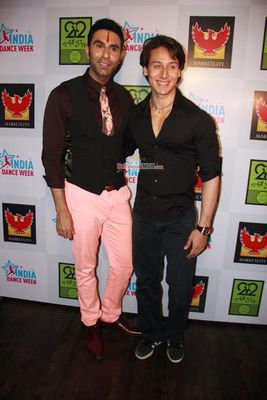 Tiger Shroff at the Grand Finale of India Dance Week Second Edition