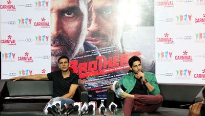Akshay Kumar and Siddharth Malhotra promote film 'Brothers'