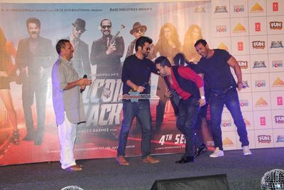 John Abraham, Anil Kapoor & Mika Singh at the Song Launch of film 'Welcome Back'