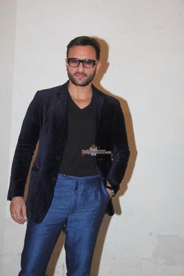 Saif Ali Khan and Kabir Khan at the Press conference of 'Phantom'