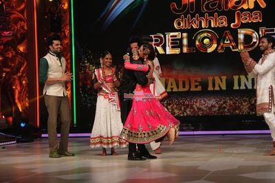Saif Ali Khan & Katrina Kaif Promote Film 'Phantom' On The Sets Of 'Jhalak Dikhhla Jaa'