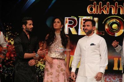 Saif Ali Khan & Katrina Kaif Promote Film 'Phantom' On The Sets Of 'Jhalak Dikhhla Jaa'