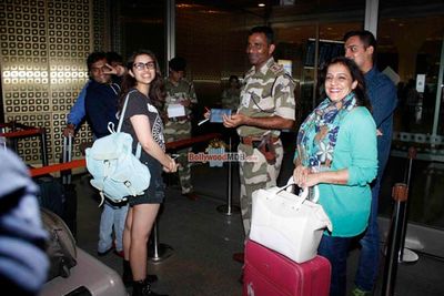 Parineeti Chopra snapped leaving for New York at Mumbai International Airport