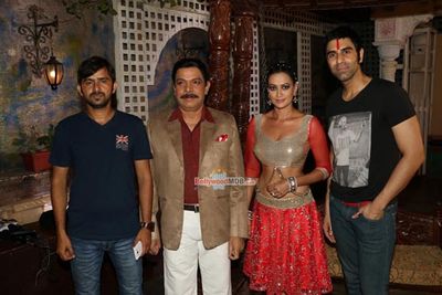 Vedita Pratap Singh, Jassi Kaur, Govind Namdeo at film 'JD' song shoot sets