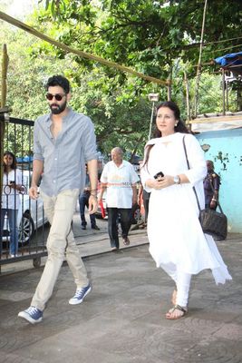Bollywood Celebs at prayer meet of Shraddha Kapoor's maternal grand father