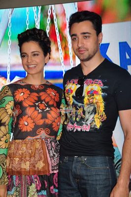 Kangana Ranaut and Imran Khan promote film 'Katti Batti' at MMK College Festival