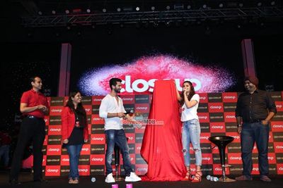Alia Bhatt and Shahid Kapoor at Close Up First Move Party for film 'Shaandaar' promotions