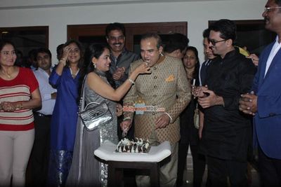 Bollywood Music Industry Celebs at Singer Suresh Wadkar's Birthday Celebrations