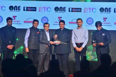 Vivek Oberoi & Ranbir Kapoor at Set Beautiful Free Event at Trident