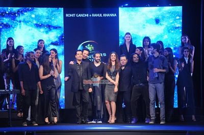 Parineeti Chopra Showstopper for designers Rohit Gandhi and Rahul Khanna at Blenders Pride Fashion Tour 2015