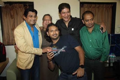 Singer Amit Kumar with eminent personas at the function celebrating 50 years of his musical career