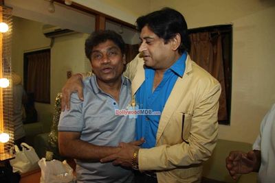 Singer Amit Kumar with eminent personas at the function celebrating 50 years of his musical career