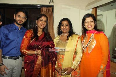 Singer Amit Kumar with eminent personas at the function celebrating 50 years of his musical career