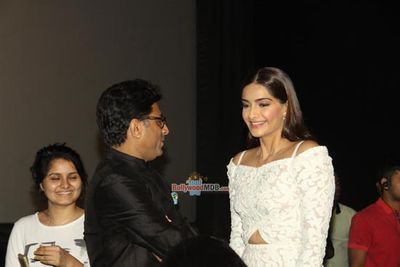 Sonam Kapoor with brothers of Neerja Bhanot, Aneesh and Akhil Bhanot at film 'Neerja' trailer launch