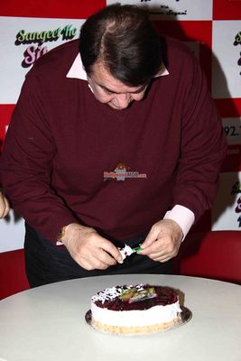 Randhir Kapoor's birthday celebrations at BIG FM 92.7 Studios in Mumbai