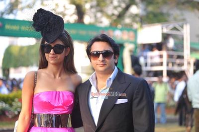 Kangana Ranaut with Dr. Vijay Mallya at the McDowell Signature Indian Derby