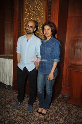 Sonam Kapoor, Deepti Naval, Farah Khan and Irrfan Khan at a Book Launch